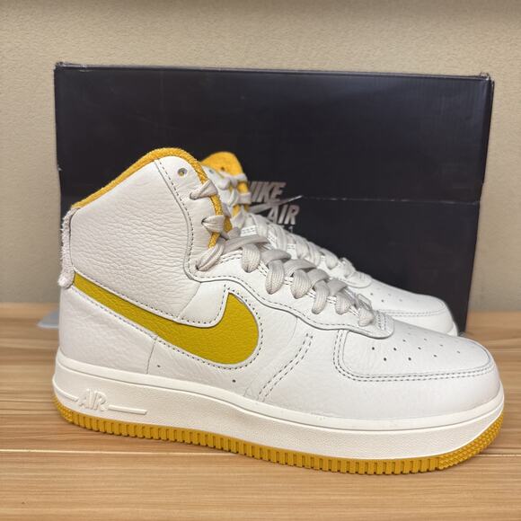 Size 5 - Nike Air Force 1 Sculpt Phantom Yellow Ochre W - Picture 1 of 6
